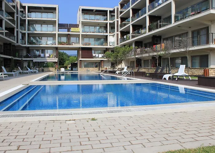 Private In Yoo Bulgaria Complex 奥布佐尔