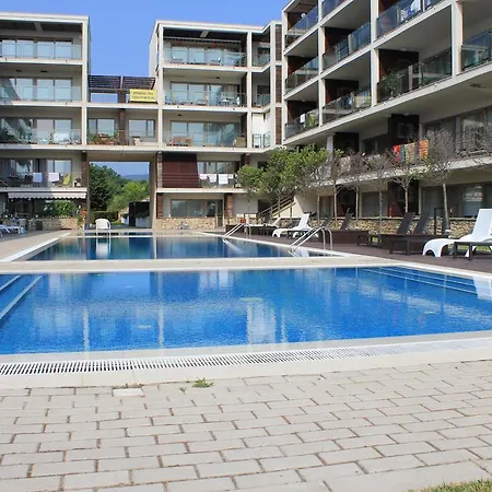 Private In Yoo Bulgaria Complex ابزور