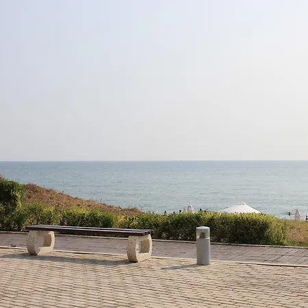 Private In Yoo Bulgaria Complex ابزور